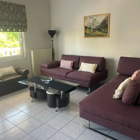 Fillios House