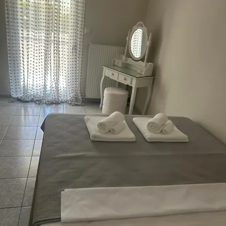 Fillios House Néa Péramos